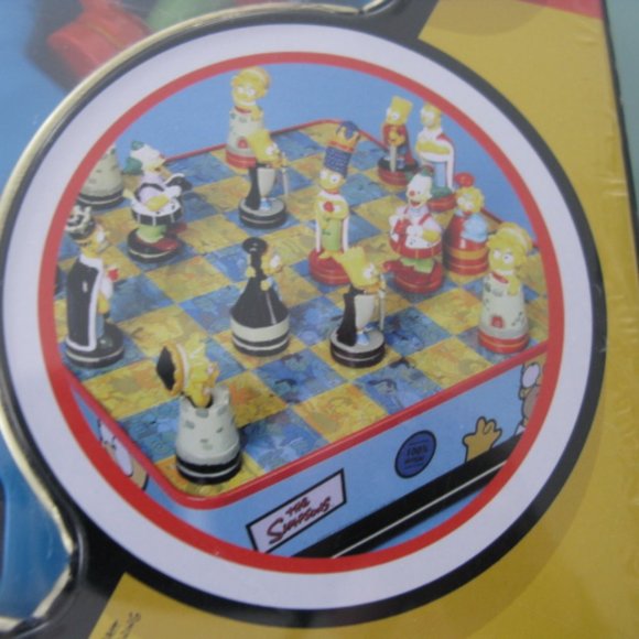 Brand New, Never Used Simpsons Chess Set by Cardinal - Picture 3 of 3